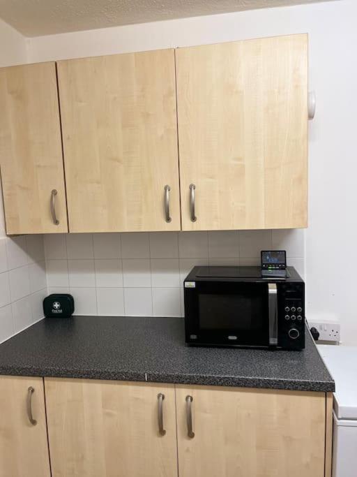 Salford 2-bed - Near Uni & Mcr Centre