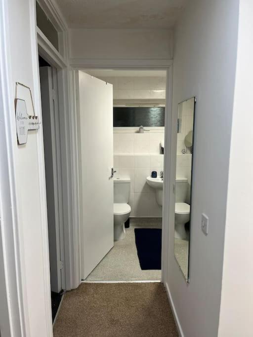 Holiday home Salford 2-bed - Near Uni & Mcr Centre
