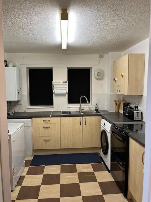 Salford 2-bed - Near Uni & Mcr Centre Holiday home