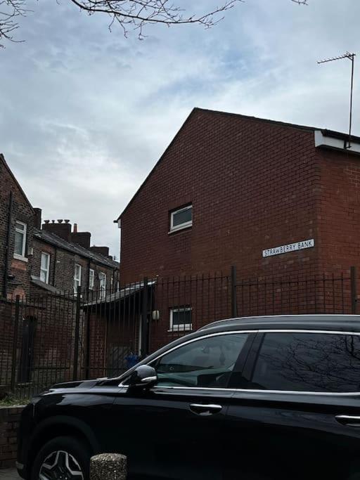 Salford 2-bed - Near Uni & Mcr Centre *
